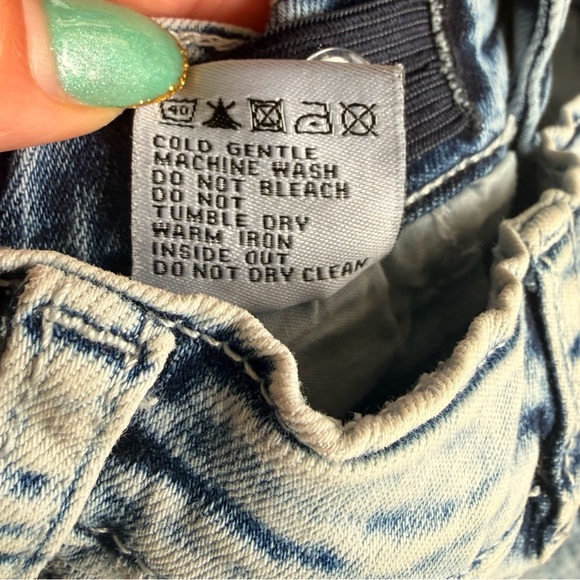 Baby Phat Light Wash Kids Jeans - Picture 3 of 9